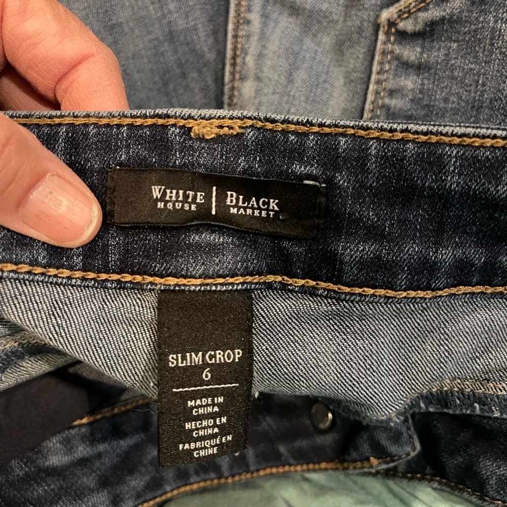 White House Black Market Dark Blue cropped Slim Jeans - Picture 4 of 5